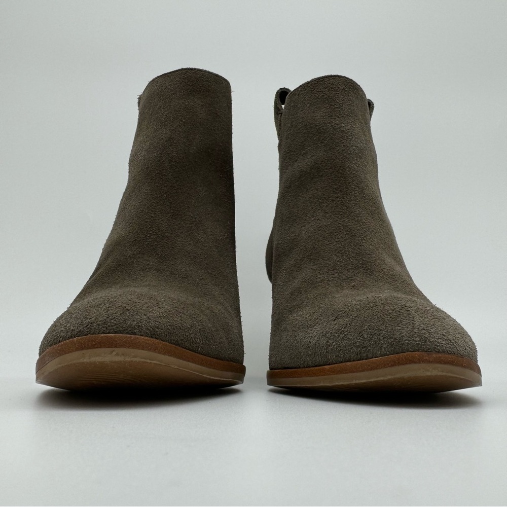 J. Crew “Eaton” Suede Leather Gray/Taupe Heeled Ankle Boots Size 8.5 - Picture 2 of 13